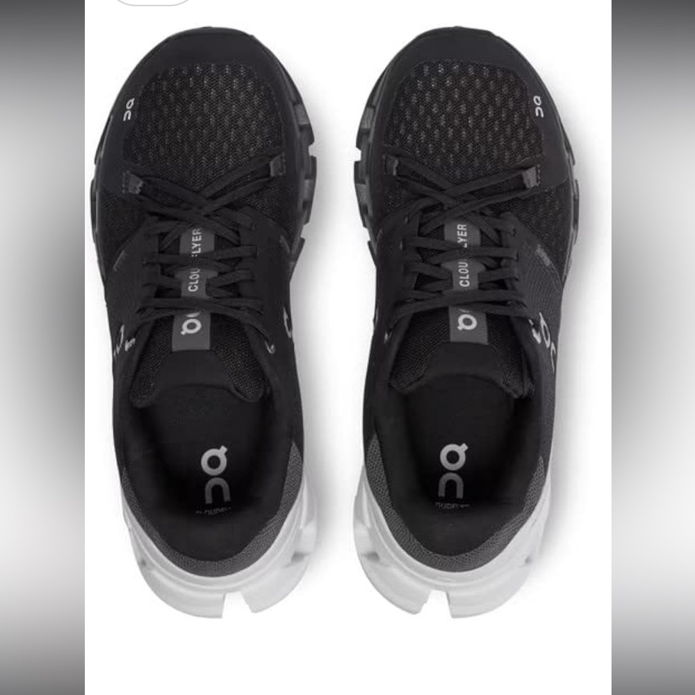 On Women's Cloudflyer 4 Black and White size W9